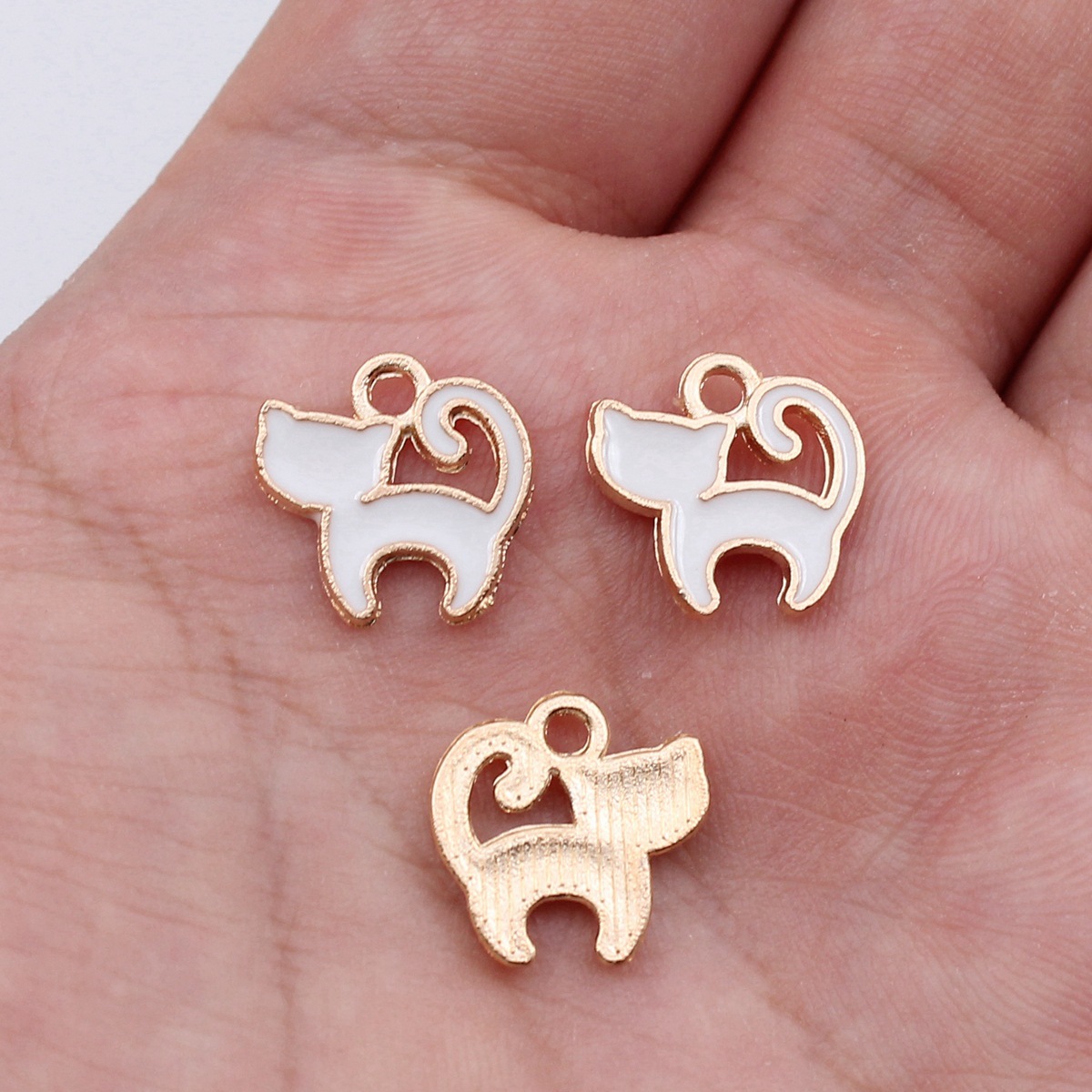 WYSIWYG ชุด 10 ชิ้น ขนาด 13x13 - Jewelry Making Light บทวิจารณ์และราคา